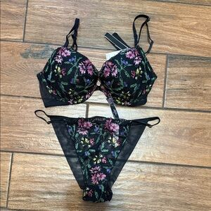 Victoria's Secret Black Floral Bra Set